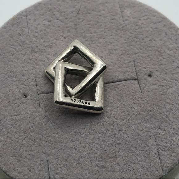 TROLLBEADS Sterling Silver Frames Interlocked Squares Charm 925 LAA - Picture 3 of 3